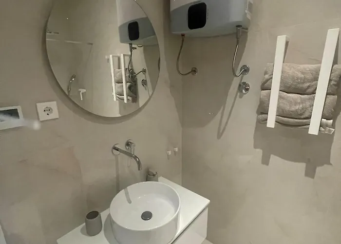 Apartment Mediterranean Oasis *